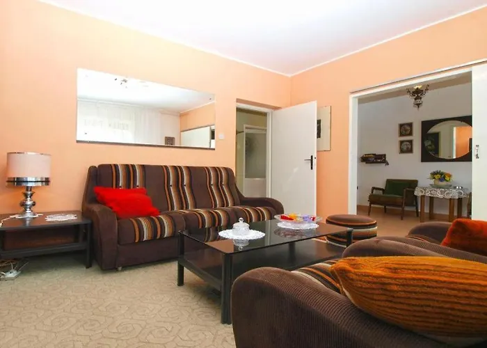 Leni Apartment Pula