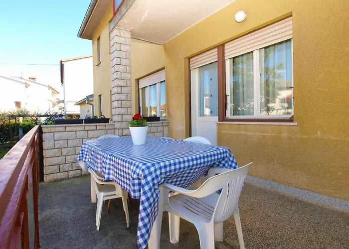 Apartment Leni Pula