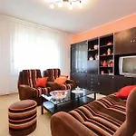 Leni Appartement *